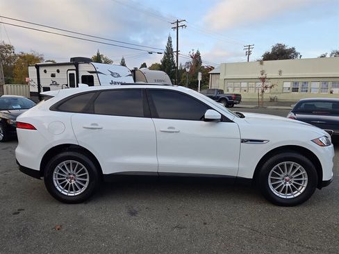 Used 2017 Jaguar F-PACE 35t AWD - Hard to find - Must image 5