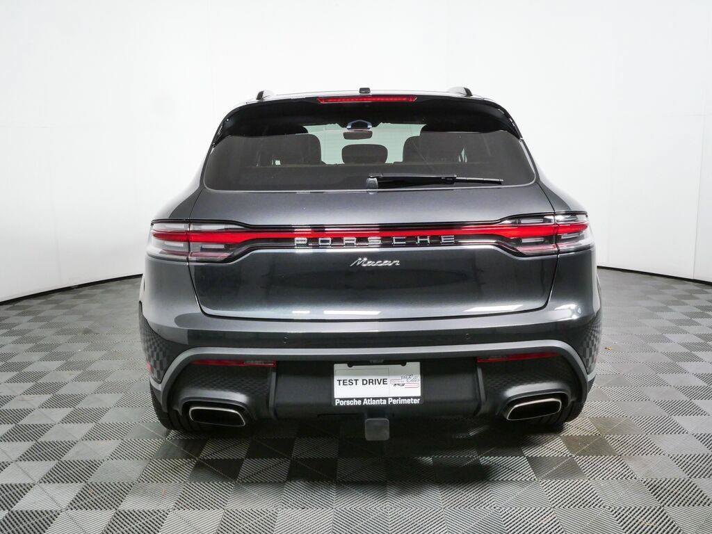 New 2026 Porsche Macan Turbo AWD/4WD image 31