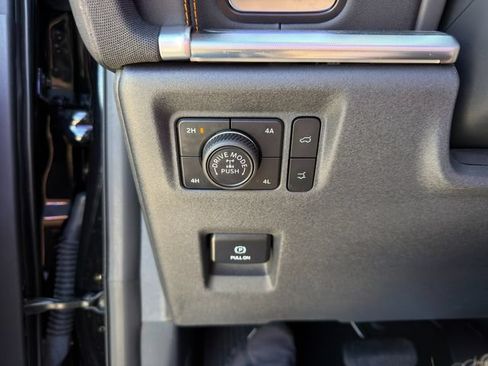 Used 2025 Ford Expedition Tremor AWD/4WD image 54