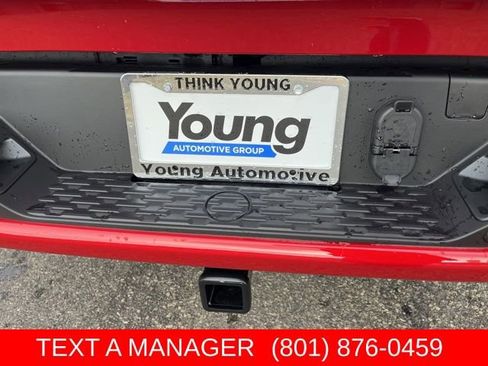 New 2026 RAM 1500 Laramie AWD/4WD image 14