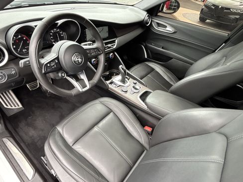 Used 2022 Alfa Romeo Giulia Ti AWD/4WD image 20