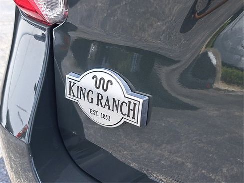 Used 2022 Ford Explorer King Ranch w/ Technology Package image 5