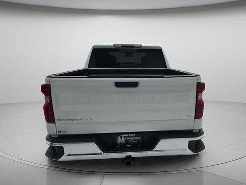 Used 2025 Chevrolet Silverado 1500 LT w/ Leather Package AWD/4WD image 5