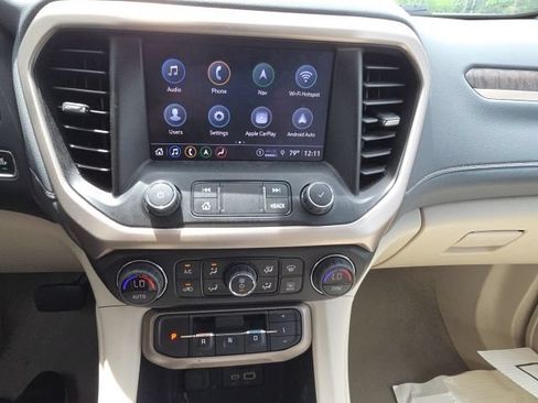 Used 2023 GMC Acadia Denali AWD/4WD image 10