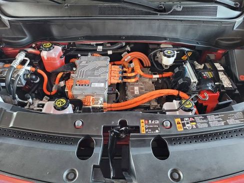 Used 2023 Chevrolet Bolt EUV Premier w/ Sun & Sound Package image 27