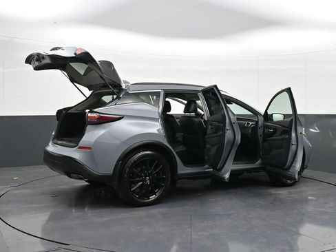 Used 2023 Nissan Murano SV w/ SV Midnight Edition Package FWD image 36