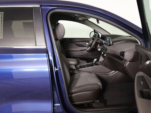 Used 2020 Hyundai Santa Fe SE image 27