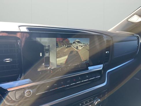 New 2026 GMC Sierra 1500 SLT image 38