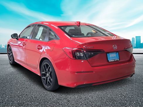 Used 2024 Honda Civic Sport image 3