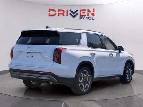 Used 2024 Hyundai Palisade SEL w/ Premium Package image 5