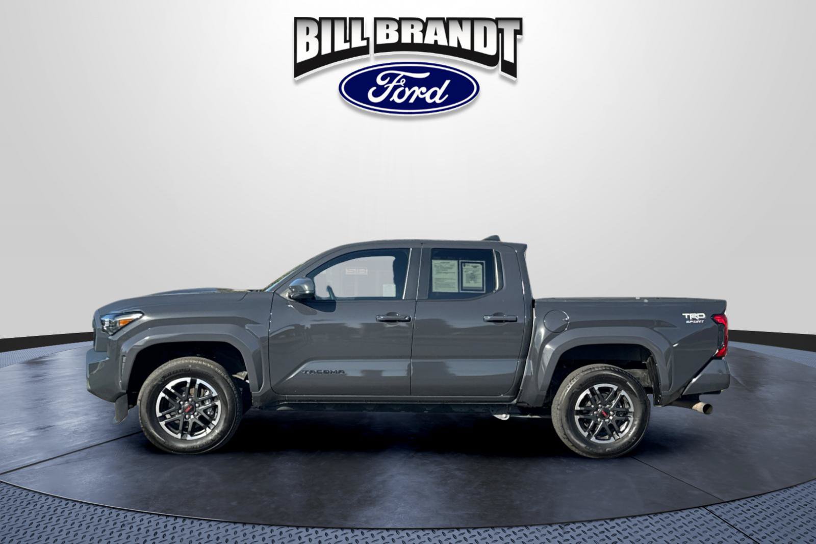 Used 2025 Toyota Tacoma TRD Sport AWD/4WD image 6