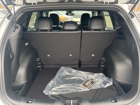 New 2026 Jeep Compass Limited image 14