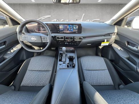 New 2026 Nissan Sentra SV w/ SV Convenience Package FWD image 20