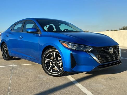 Used 2024 Nissan Sentra SV image 4