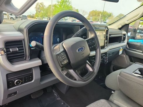 New 2026 Ford F350 XLT w/ XLT Premium Package AWD/4WD image 16