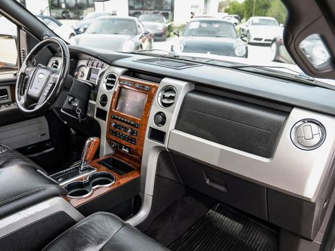 Used 2010 Ford F150 Lariat RWD image 10