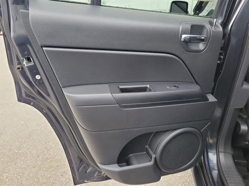 Used 2015 Jeep Patriot Sport w/ Power Value Group image 14