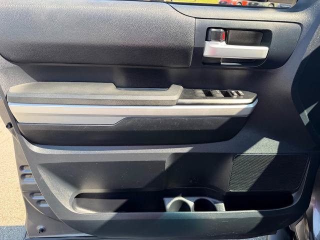 Used 2015 Toyota Tundra SR5 AWD/4WD image 10