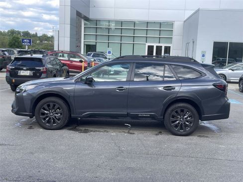Certified 2025 Subaru Outback Onyx Edition AWD/4WD image 2