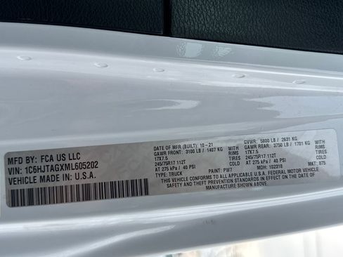 Certified 2021 Jeep Gladiator Sport image 33