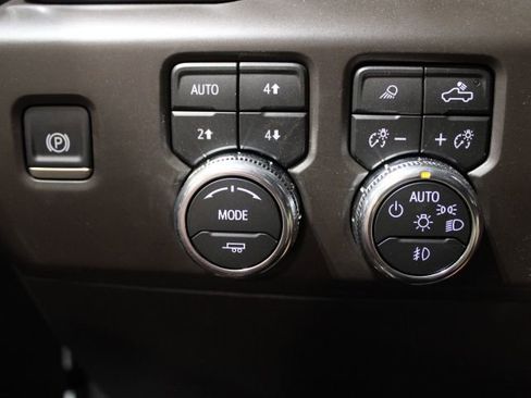 New 2026 GMC Sierra 1500 Denali w/ Denali Reserve Package AWD/4WD image 42