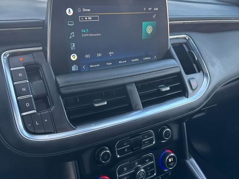 Used 2022 Chevrolet Tahoe Z71 w/ Z71 Off-Road Package image 14