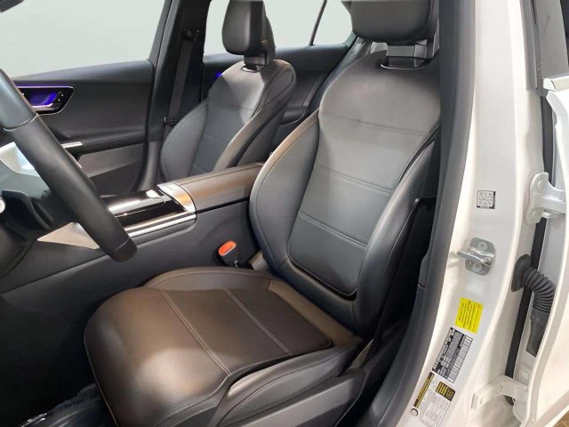 Used 2025 Mercedes-Benz C 300 Sedan image 59