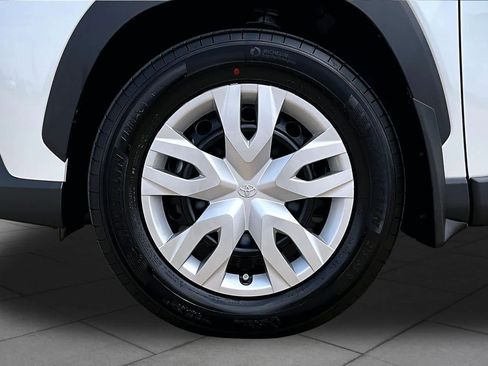 Used 2026 Toyota Corolla Cross L FWD image 10
