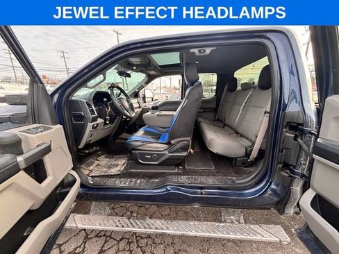 Used 2017 Ford F250 XLT w/ XLT Value Package image 8