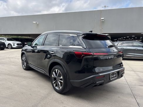 Used 2023 INFINITI QX60 Luxe w/ Cargo Package FWD image 2