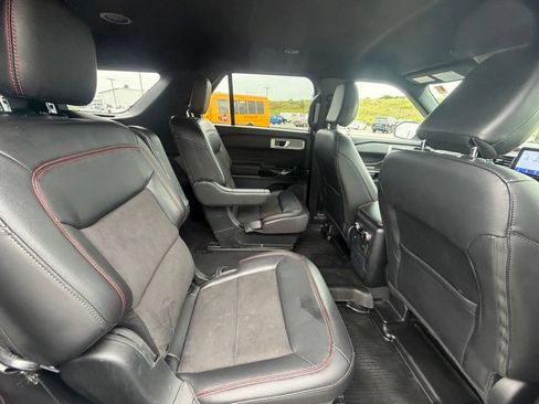 Certified 2023 Ford Explorer ST-Line AWD/4WD image 48
