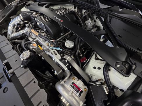 Used 2020 Nissan 370Z NISMO RWD image 4