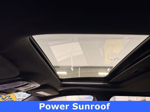 Used 2025 Dodge Durango GT image 29