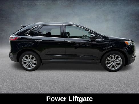 Used 2019 Ford Edge Titanium AWD/4WD image 7