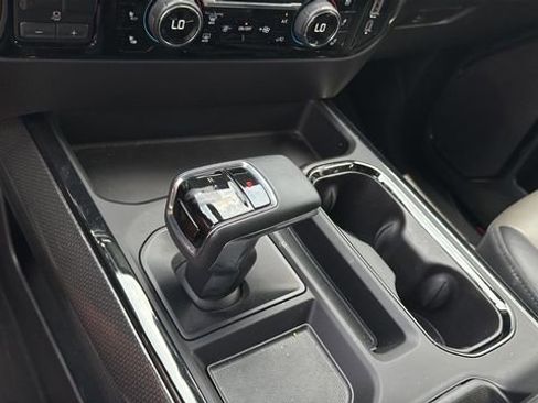 Used 2025 Chevrolet Silverado 1500 ZR2 w/ Technology Package AWD/4WD image 30