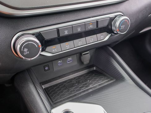 New 2026 Nissan Altima 2.5 SR FWD image 12