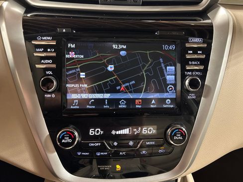 Used 2016 Nissan Murano Platinum w/ Platinum Technology Package AWD/4WD image 30