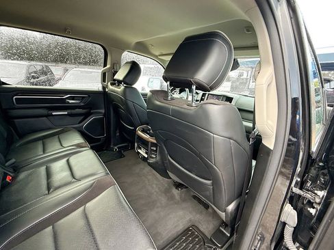 Used 2022 RAM 1500 Laramie AWD/4WD image 28