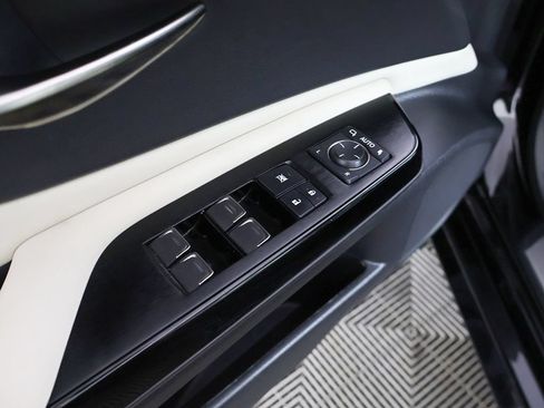 Used 2024 Lexus ES 350 w/ Premium Package FWD image 35