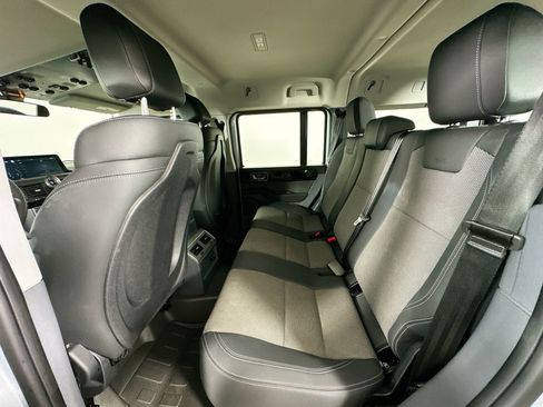 Used 2024 INEOS Grenadier AWD/4WD image 37
