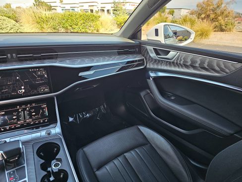 Used 2025 Audi A7 3.0T Premium Plus w/ Premium Plus Package AWD/4WD image 35