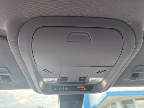 Certified 2022 Chevrolet Equinox LT AWD/4WD image 25