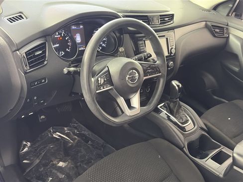 Used 2022 Nissan Rogue Sport S FWD image 11