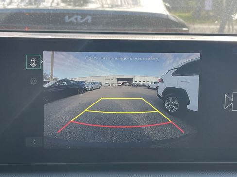 Used 2025 Kia K4 LXS image 22
