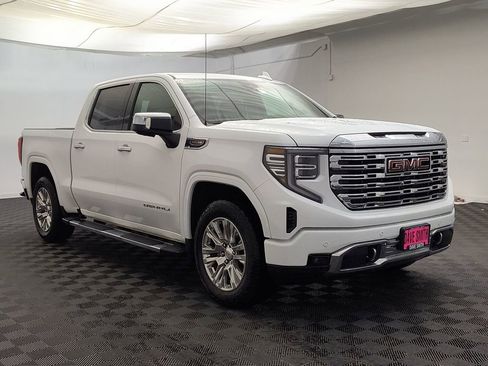 Used 2022 GMC Sierra 1500 Denali image 6