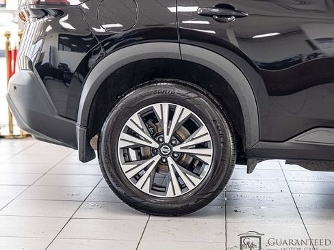 Used 2021 Nissan Rogue SV AWD/4WD image 10