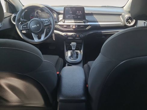 Used 2023 Kia Forte LXS FWD image 10