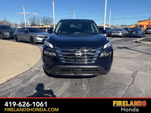 Used 2025 Nissan Rogue SV image 7