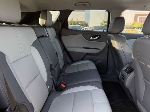 Used 2022 Chevrolet Blazer LT AWD/4WD image 23