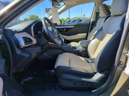 Used 2025 Subaru Outback Limited AWD/4WD image 16